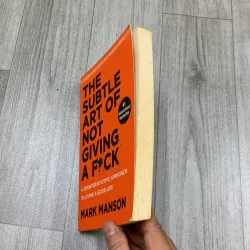 The subtle art of not giving a f.ck - mark manson. 5b5 777789