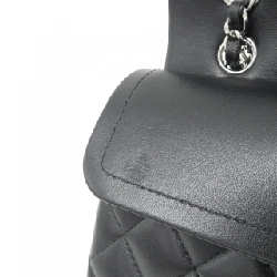 Túi xách chéo Chanel 1113 612555