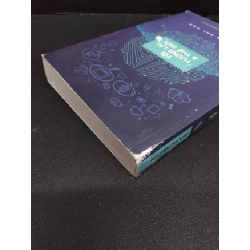 Tôi, tương lai & thế giới Nguyễn Phi Vân mới 70% ố rách 2019 HCM.ASB0609 916615