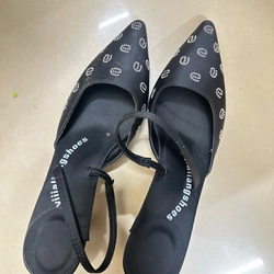 Giày size 36