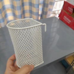 Bảng lưới kèm móc và hộp bút trang trí góc học tập 503240