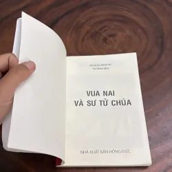 II Sách Phật Giáo: Vua Nai Và Sư Tử Chúa - Pháp Sư Hải Đào - Từ Nhân (Dịch) - 2022 986941