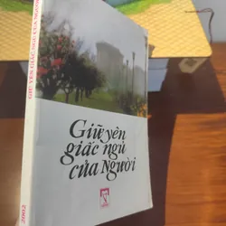 Giữ yên giấc ngủ của Người 562074