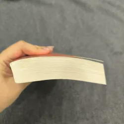 Talking to Strangers - Malcolm Gladwell (Penguin Psychology) - Sách mới 959970