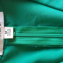 Đầm cổ vest xanh lá cây size M 198444