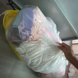 2 túi đồ dành cho mẹ và bé còn xài tốt. 405997