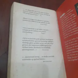 Dan Brown - DA VINCI-KODEN 701938