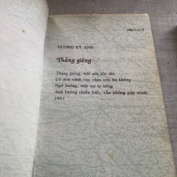 Diễm xưa - thơ tình một trăm mười một tác giả 784520