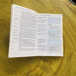 OXFORD PHRASAL VERBS DICTIONARY FOR LEARNERS OF ENGLISH  602671