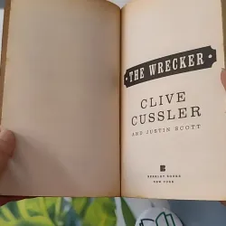[MIỄN PHÍ BỌC SÁCH] The Wrecker - Clive Cussler & Justin Scott 1027185