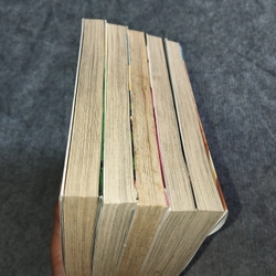 DÒNG SÔNG HUYỀN BÍ - CHIE SHINOHARA 517679
