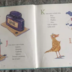 THE CHILDREN'S BOOK OF ALPHABETS 994047