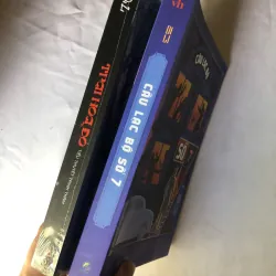 Combo 2 quyển Câu Lạc Bộ Số 7 & Trại Hoa Đỏ - Di Li 1006879