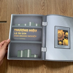 Brand & bricks - Xây dựng thương hiệu từ những viên gạch đầu tiên  316215
