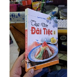 Thực đơn đãi tiệc 1 - Nguyễn Thị Phụng GIÁO TRÌNH, CHUYÊN MÔN HCM1008 Rebooks.vn