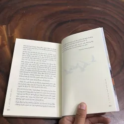 II Văn Học: Con Chim Xanh Biếc Bay Về - Nguyễn Nhật Ánh - 2020 1032315