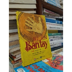 Bí ẩn bàn tay - Hiền Chi Mai