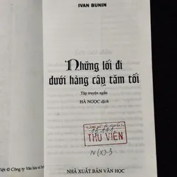 Những lối đi dưới hàng cây tăm tối 721063