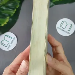 Cô Gái Trong Trang Sách - Guillaume Musso 604624