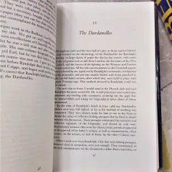 Sách ngoại văn - In Search of Churchill: A Historian's Journey - Gilbert Martin 687547