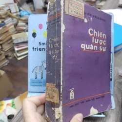 Sách: Chiến lược quân sự (A2) 718298