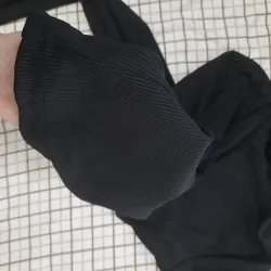 Áo thun cổ lọ Zara dáng crop phù hợp dưới 48kg 974011