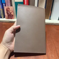 II Sách Mất Bìa: Học Cách Tiêu Tiền Đừng Để Cháy Túi Vì Tóc Ngắn Cắn Dài - LARRY WINGET 786787