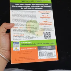 Freakonomics a rogue economist explores the hidden side of everything  1003255