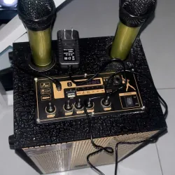 Máy chiếu + loa kéo karaoke 711969