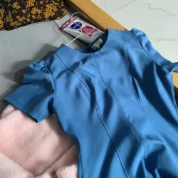 Đầm xanh dương dài tới cổ chân 927067