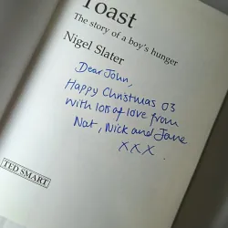 Memoir / Food Writing – Toast: the Story of a Boy's Hunger by Nigel Slater
(Hardcover) 755179