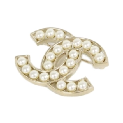 Chanel 64978 Brooch