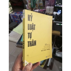 Kỷ Luật Tự Thân - Đức Nhân Writer 2024 mới 90% bẩn nhẹ Kỹ năng sống HCM1004