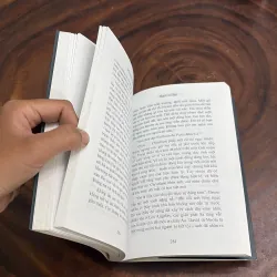 II Tiểu Thuyết: Hạt Cơ Bản - MICHEL HOUELLEBECQ - 2006 976268