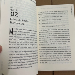 Hôm ấy cùng nhìn qua ô cửa sổ văn phòng chúng ta đã mỉm cười 507892