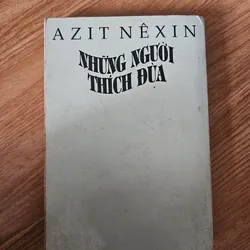 Những người thích đùa
 703754