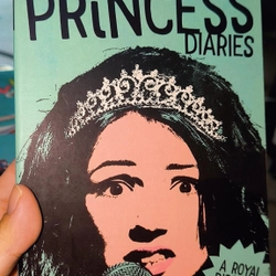 Sách teen chapters: THE PRINCESS DIARIES - Meg Cabot. (bia mem)