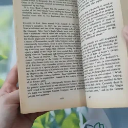 [XƯA] Holy Blood, Holy Grail (1983) - Michael Baigent & Richard Leigh & Henry Lincoln 1027514