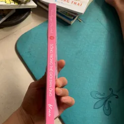 Sống trong thế giới đàn ông 1002260