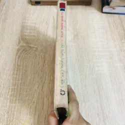 2 sách  xưa – đóng chung bìa cứng 925816