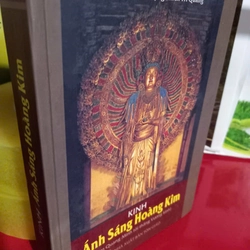 kinh ánh sáng hoàng kim