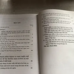 Hoàn thiện thể chế kinh tế thị trường định hướng xã hội chủ nghĩa 782099