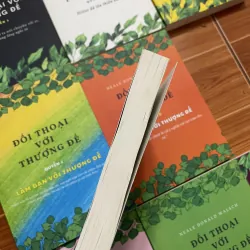 Bộ 9 quyển Đối thoại với thượng đế Neale Donald Walsch 927356