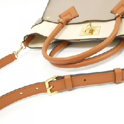 Túi Louis Vuitton On My Side MM M53825 616615