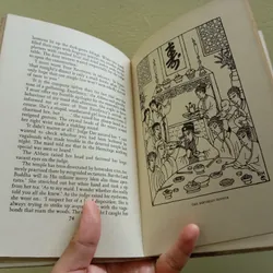 The phantom of the temple, sách ngoại văn tiếng Anh english book  701746