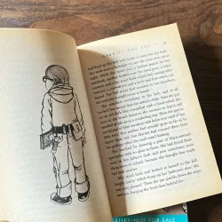 ✨𝑯𝒂𝒓𝒓𝒊𝒆𝒕 𝒕𝒉𝒆 𝑺𝒑𝒚 2-𝑩𝒐𝒐𝒌 𝑺𝒆𝒕✨ 756035