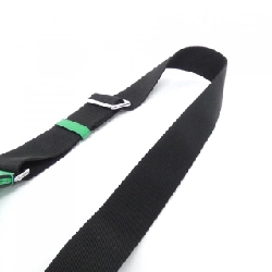 Túi đeo chéo Louis Vuitton Taiga Lama Duo M31000 614559