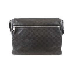 Túi xách vai Louis Vuitton Damier Infini District MM N41038 611151