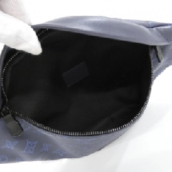 Túi đeo chéo Louis Vuitton Monogram Shadow Discovery Bum Bag 2021SS PM M45729 - Hàng hiệu Authentic 768823