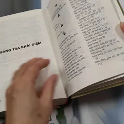 [MIỄN PHÍ BỌC SÁCH] Nghi Thức Nhà Nước - TS. Lưu Kiếm Thanh 749591